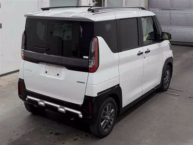 MITSUBISHI DELICA MINI
