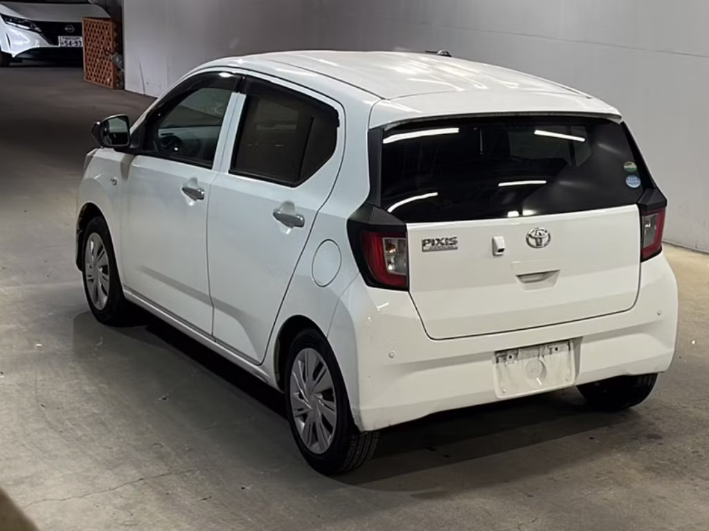 TOYOTA PIXIS EPOCH
