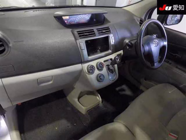 TOYOTA PASSO SETTE