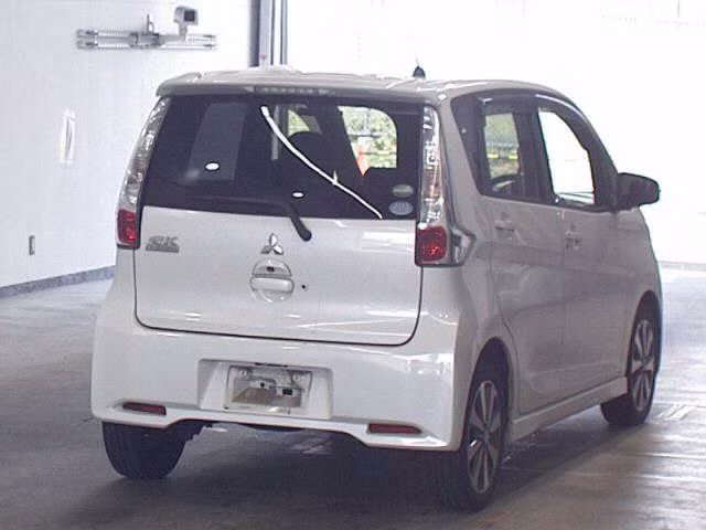 MITSUBISHI EK CUSTOM