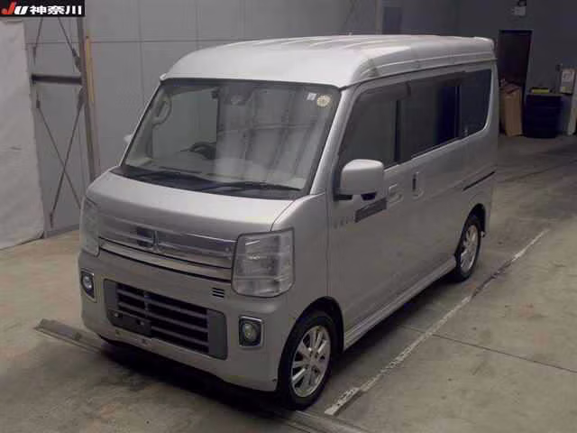 MITSUBISHI TOWN BOX