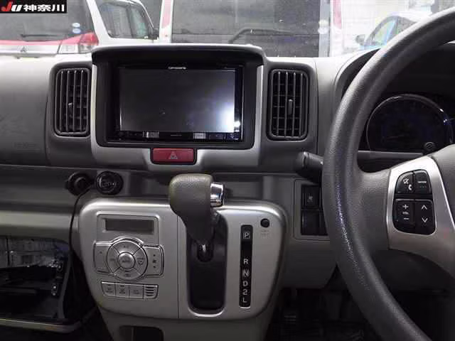 MITSUBISHI TOWN BOX
