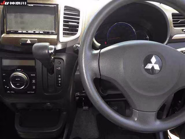 MITSUBISHI DELICA D:2