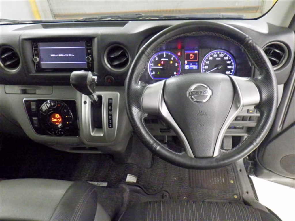 NISSAN NV350 CARAVAN