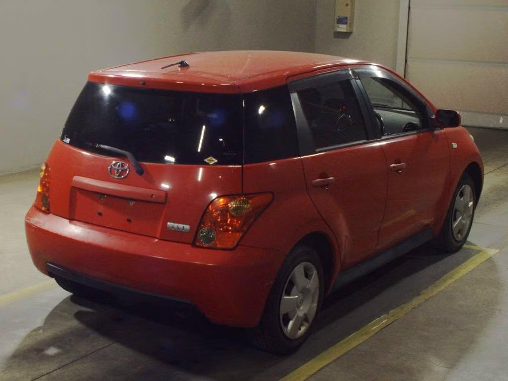 TOYOTA IST