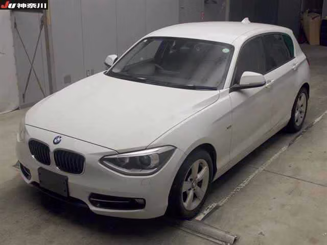 BMW 1-SERIES