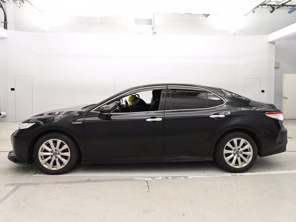 TOYOTA CAMRY