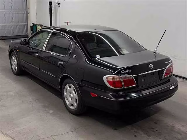 NISSAN CEFIRO