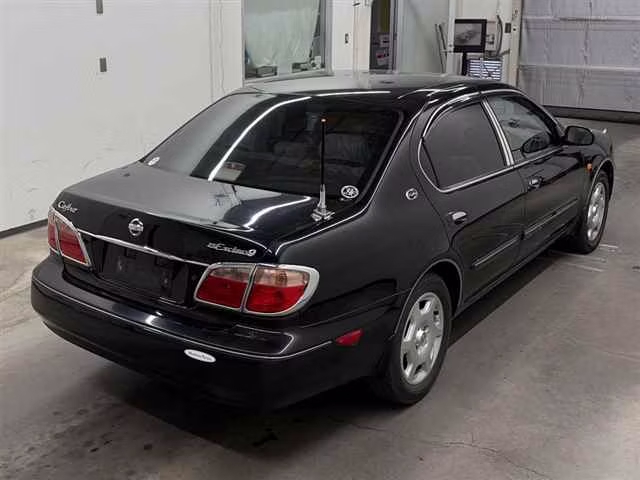 NISSAN CEFIRO