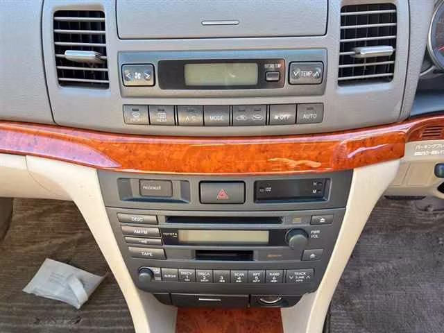 TOYOTA MARK II