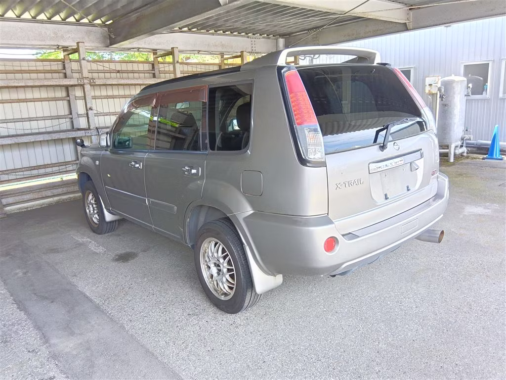 NISSAN X-TRAIL