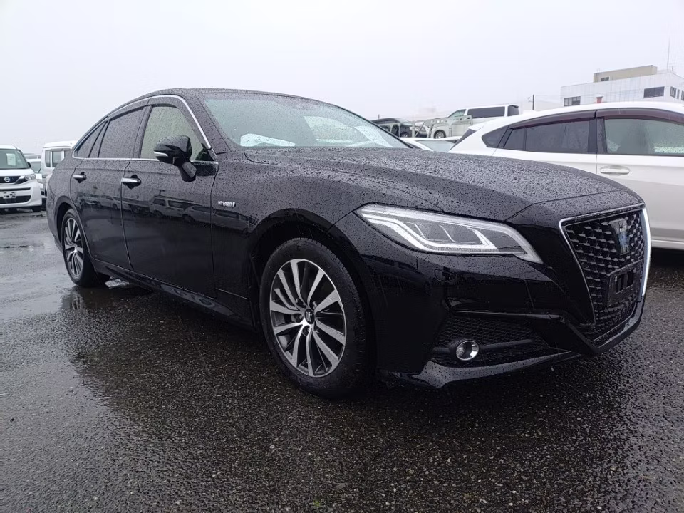 TOYOTA CROWN