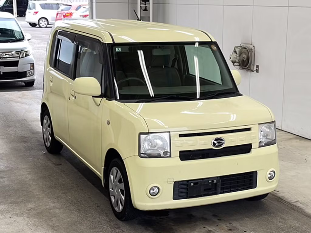 DAIHATSU MOVE CONTE