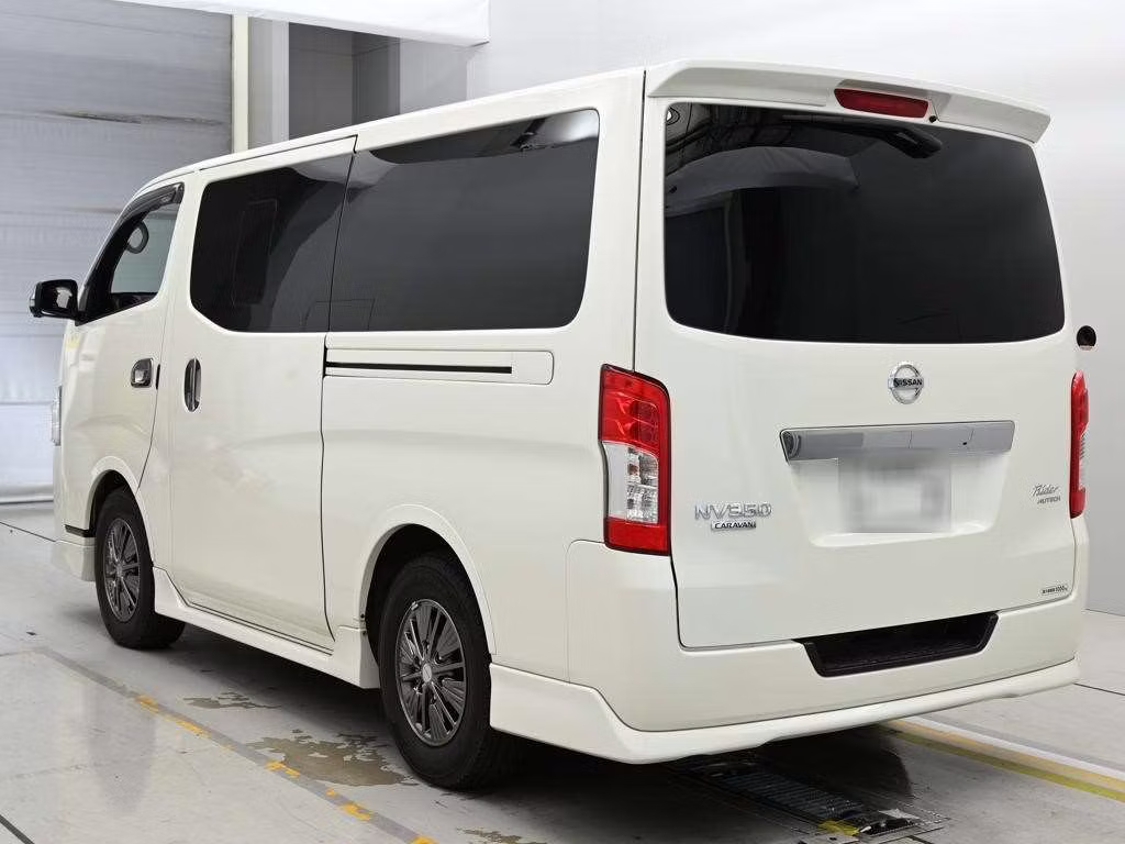 NISSAN NV350 CARAVAN