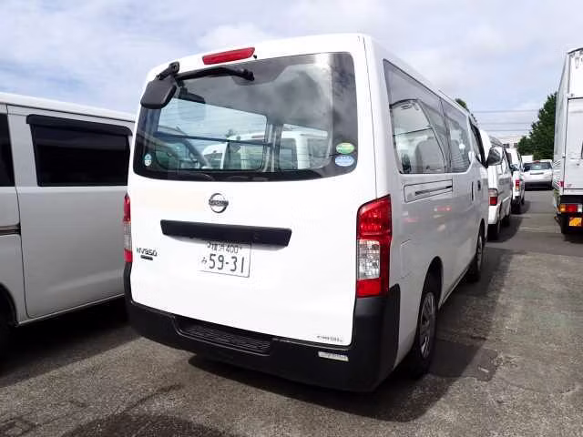 NISSAN NV350 CARAVAN