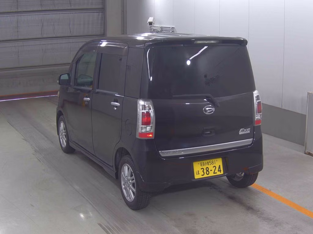 DAIHATSU TANTO EXE