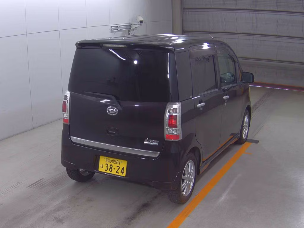 DAIHATSU TANTO EXE