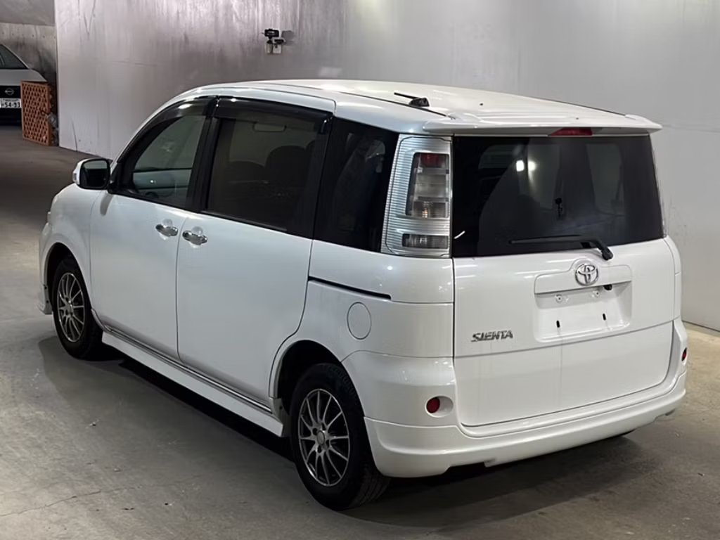 TOYOTA SIENTA