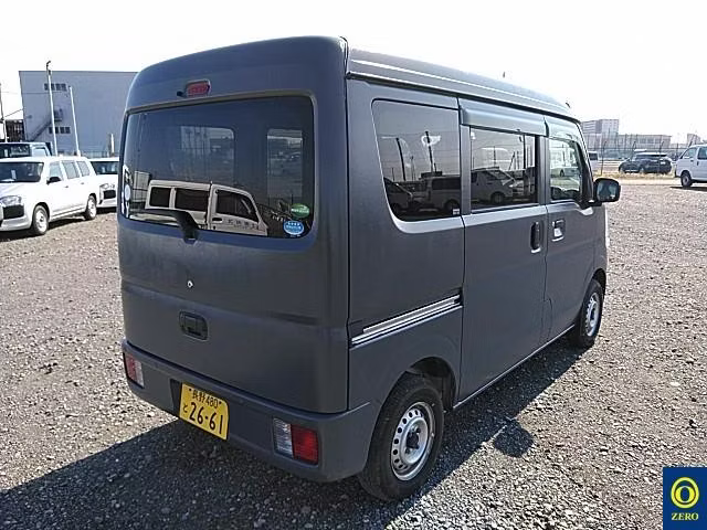 MITSUBISHI MINICAB