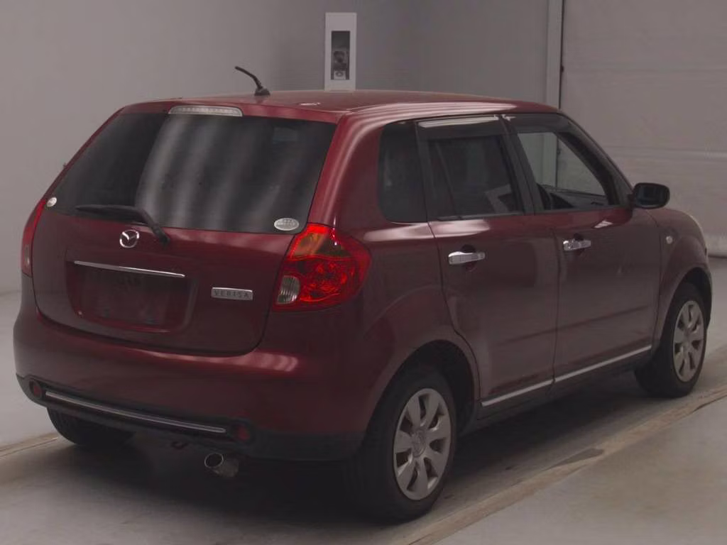 MAZDA VERISA