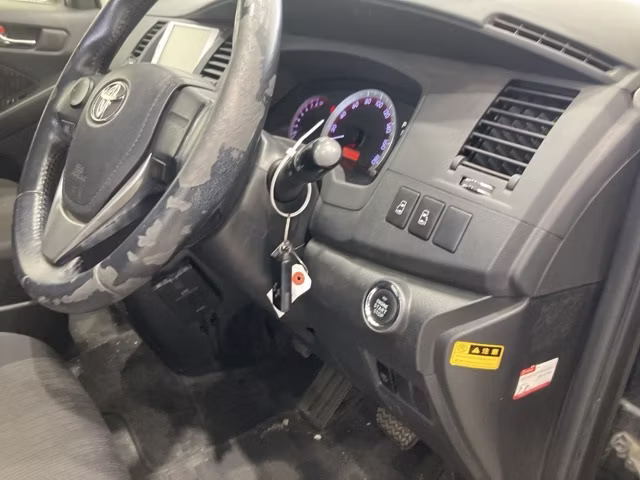 TOYOTA ISIS