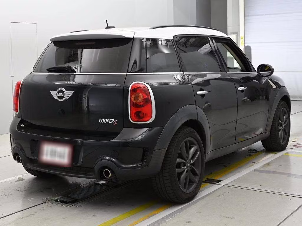 MINI CROSSOVER