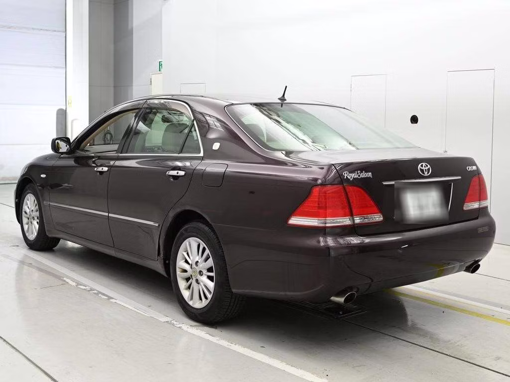 TOYOTA CROWN