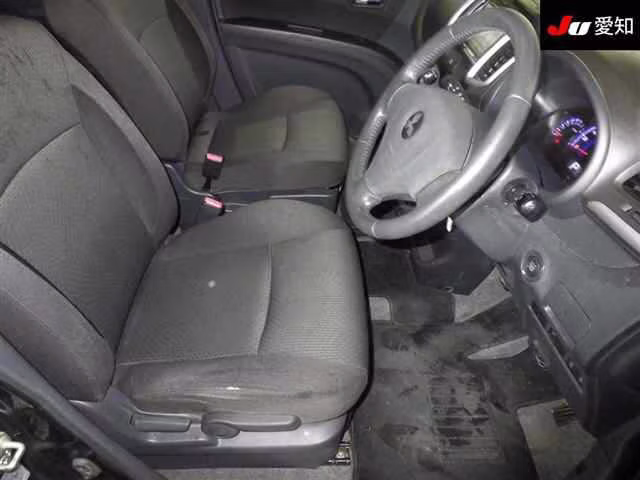 MITSUBISHI DELICA D:2