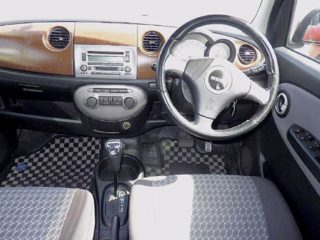 DAIHATSU MIRA GINO