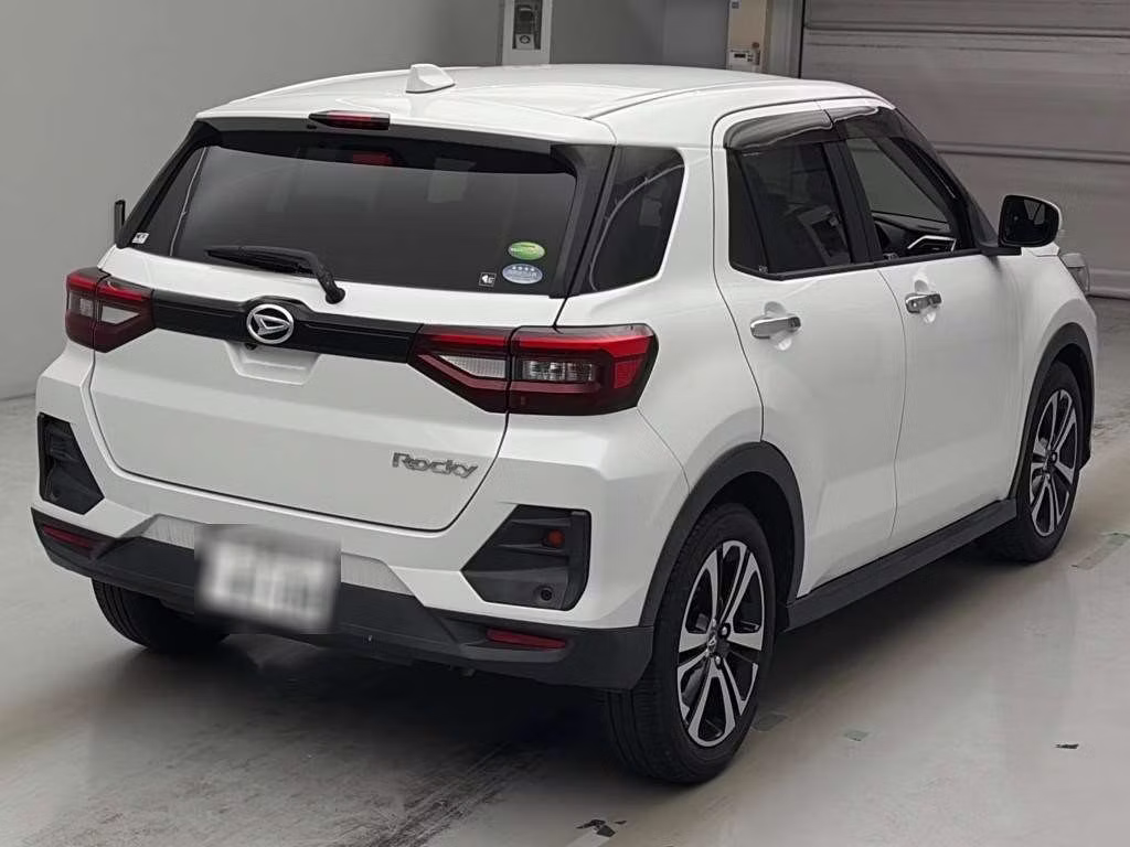 DAIHATSU ROCKY