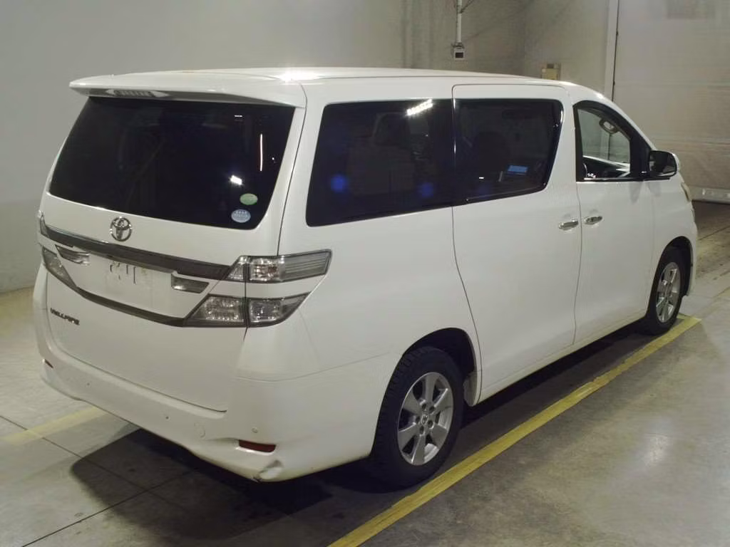 TOYOTA VELLFIRE