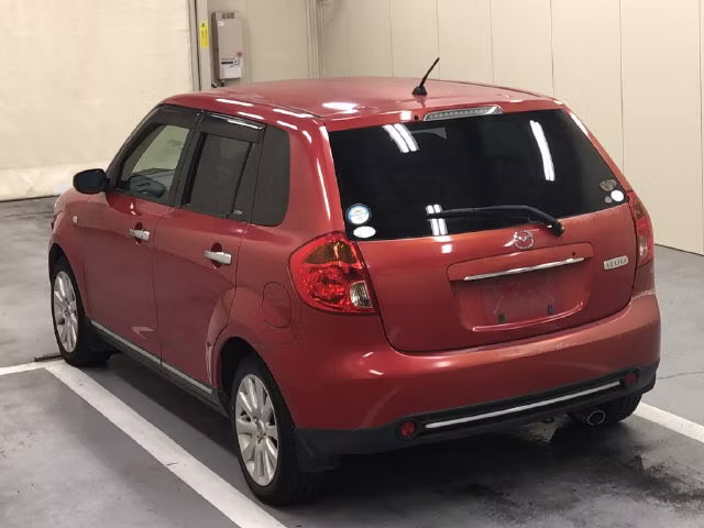 MAZDA VERISA