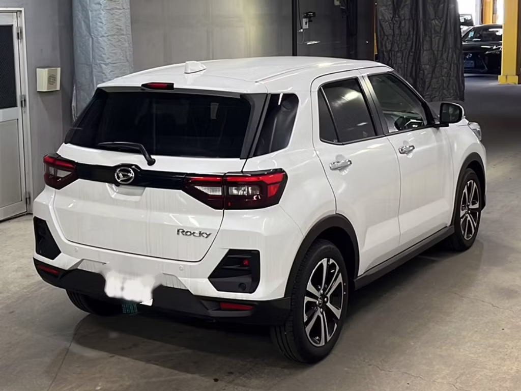 DAIHATSU ROCKY