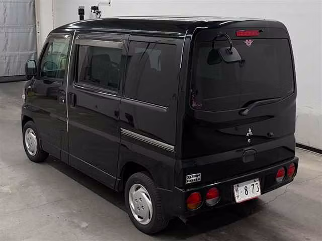 MITSUBISHI TOWN BOX