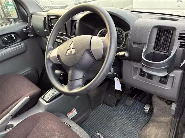 MITSUBISHI TOWN BOX