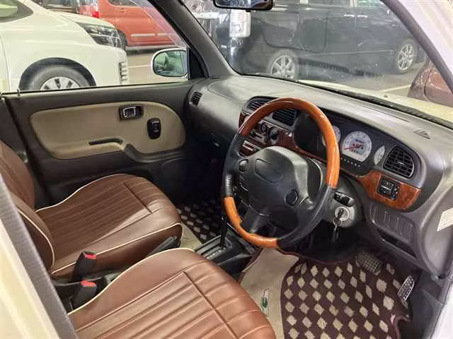 DAIHATSU MIRA GINO