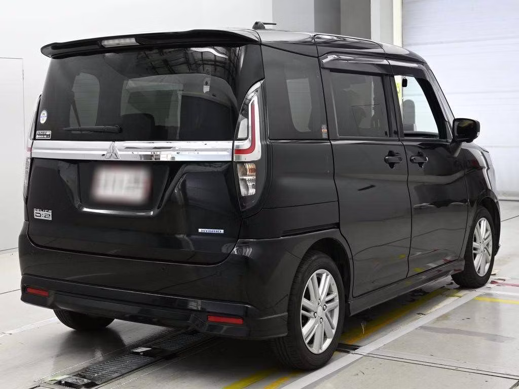 MITSUBISHI DELICA D:2