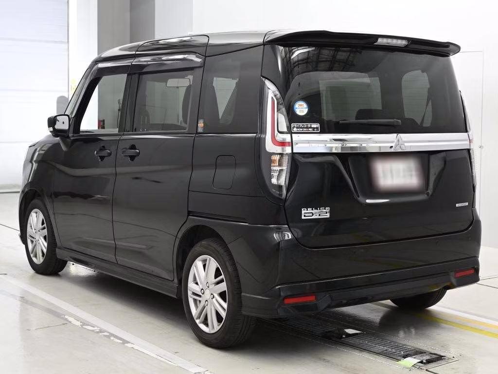 MITSUBISHI DELICA D:2
