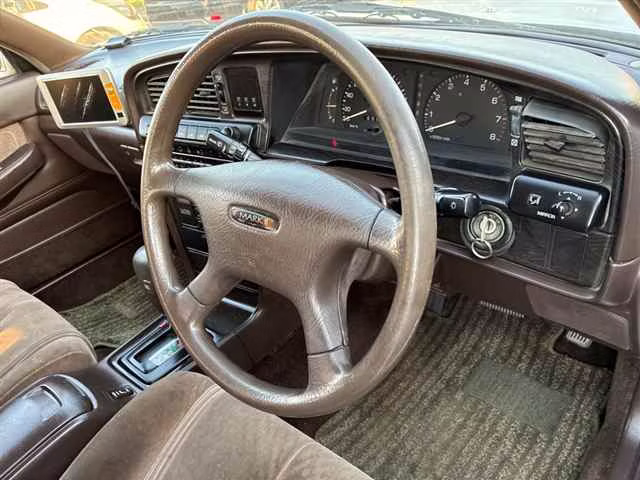 TOYOTA MARK II