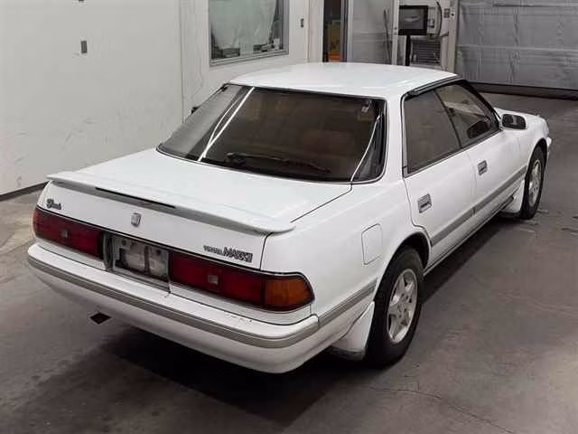 TOYOTA MARK II