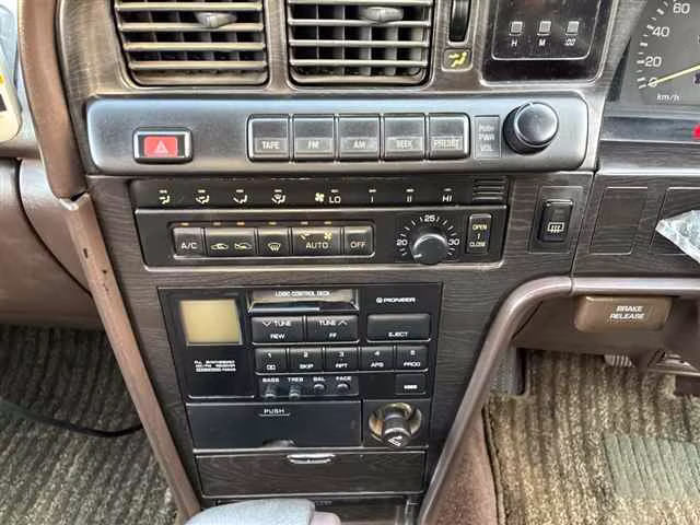 TOYOTA MARK II