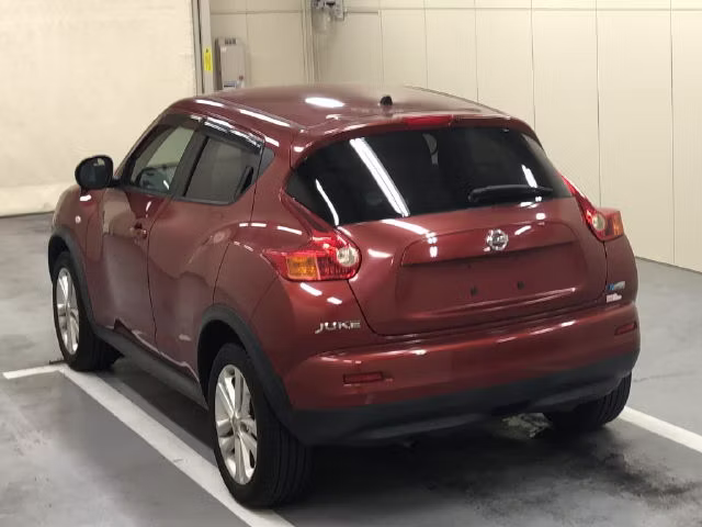 NISSAN JUKE