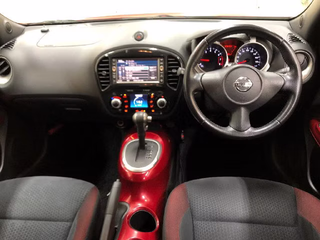 NISSAN JUKE