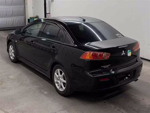 MITSUBISHI GALANT FORTIS