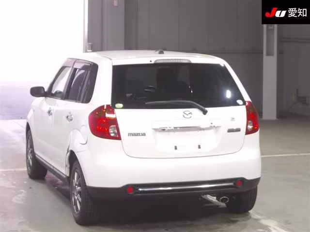MAZDA VERISA