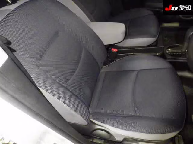 MAZDA VERISA