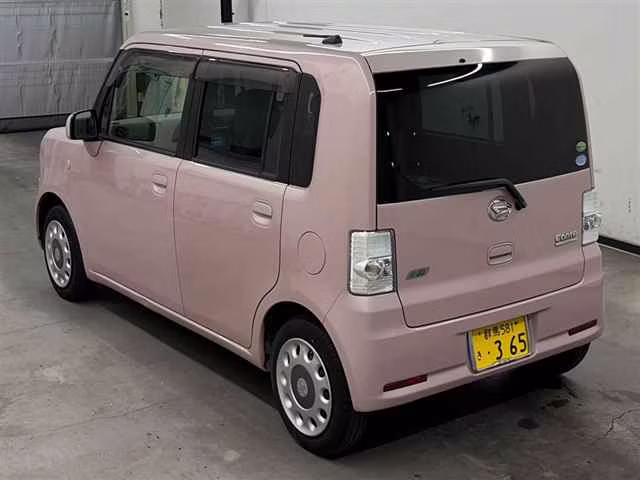 DAIHATSU MOVE CONTE