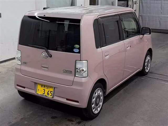 DAIHATSU MOVE CONTE