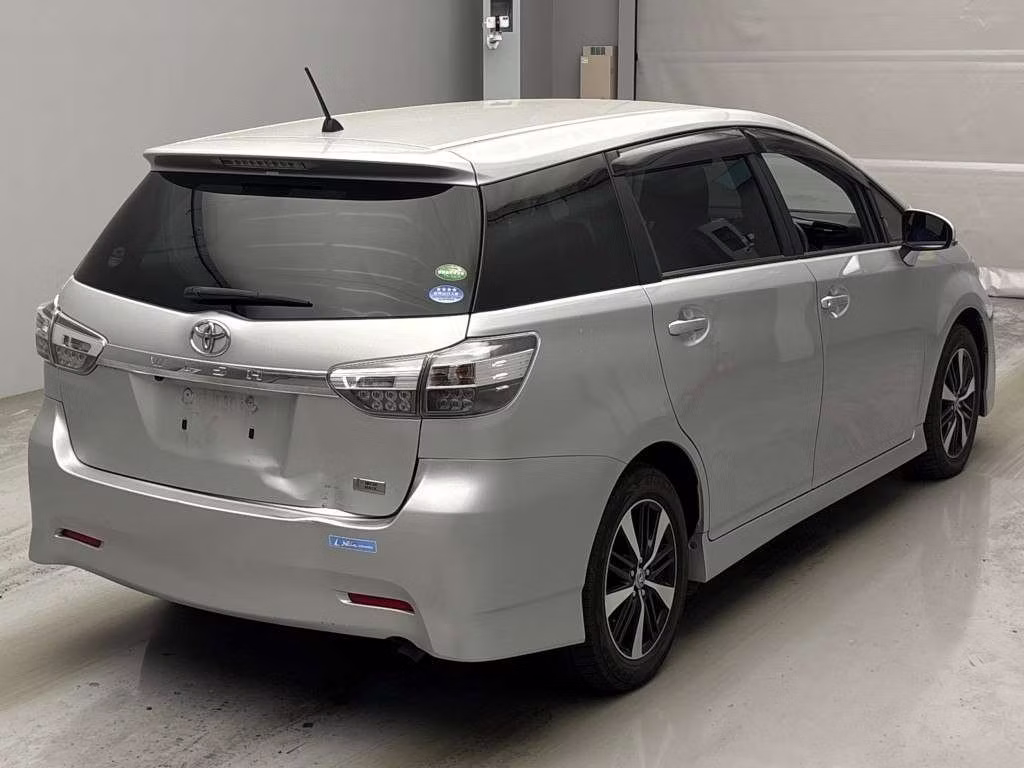 TOYOTA WISH