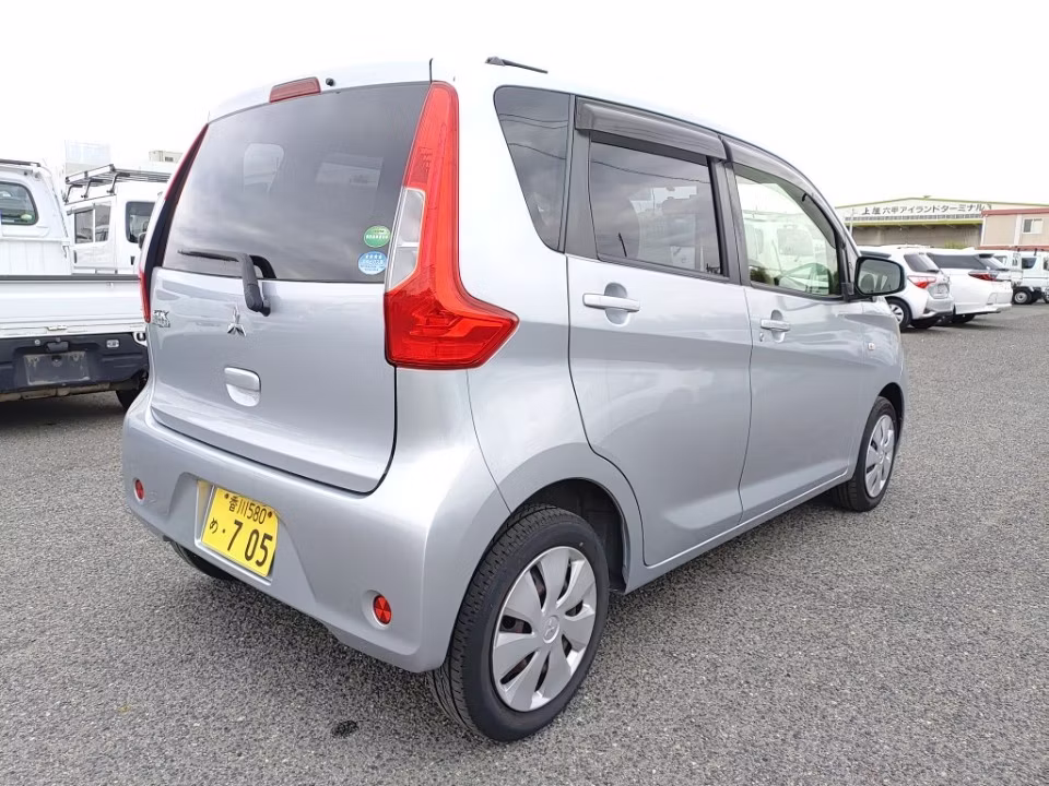 MITSUBISHI EK WAGON